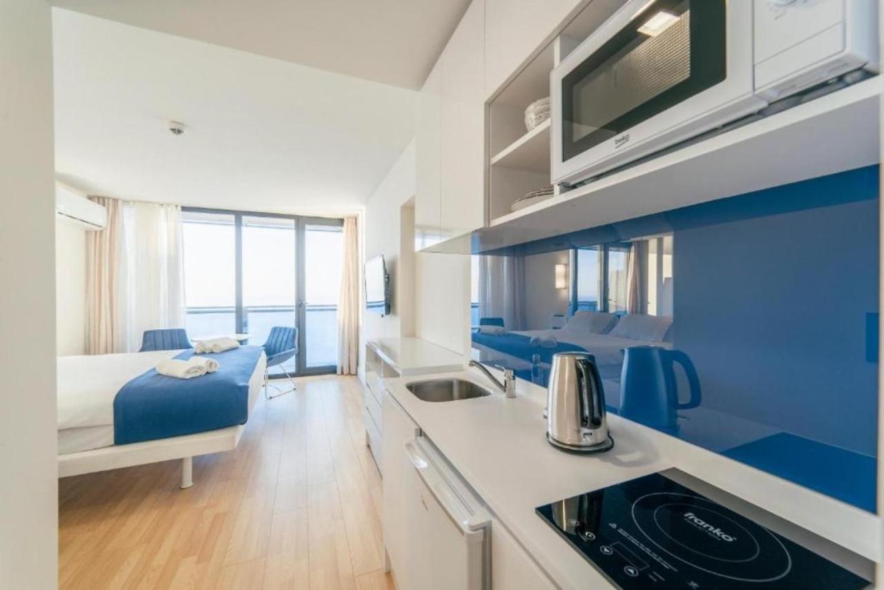 Panoramic Sea And City View Aparthotel In Orbi City 바투미 외부 사진